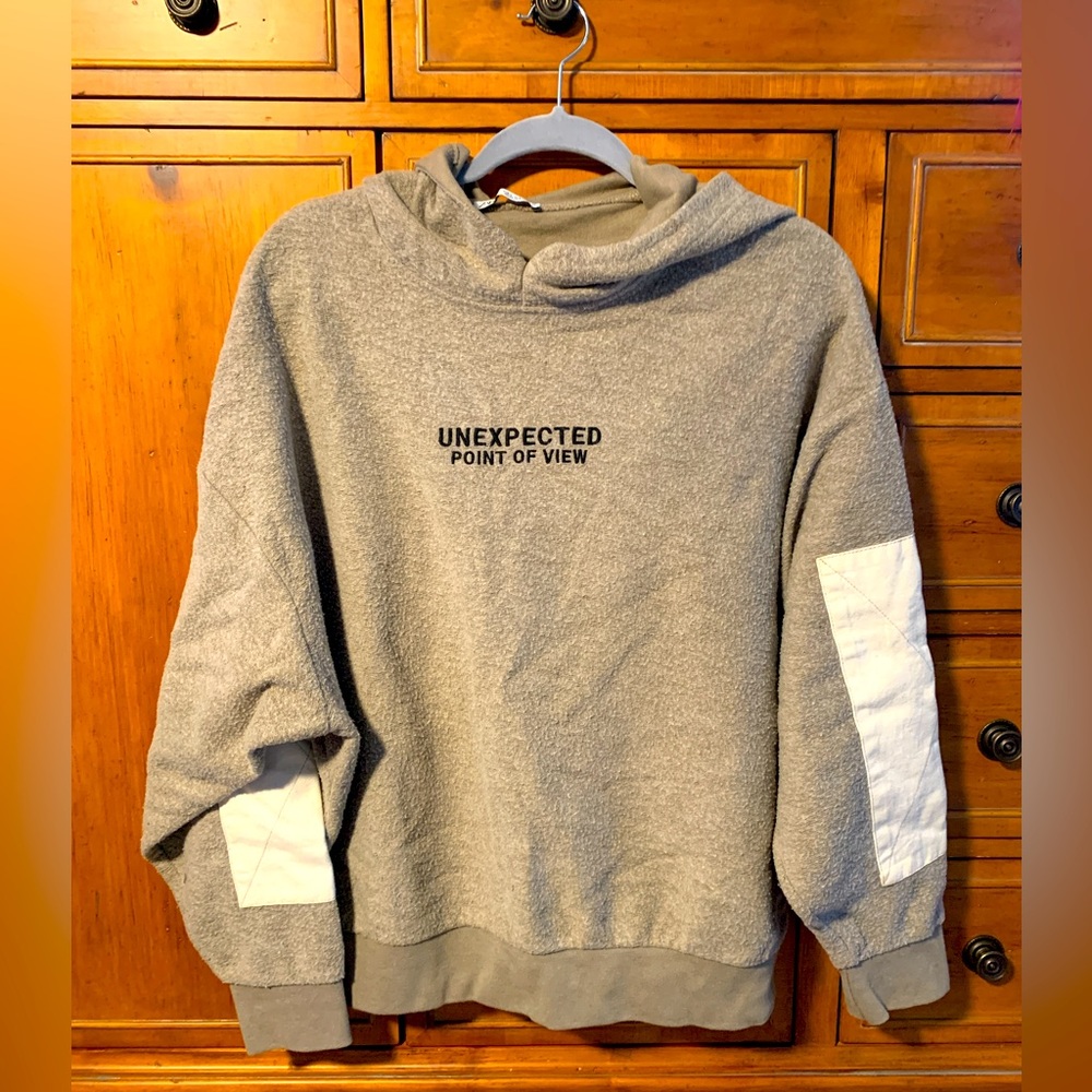 EUC ZARA HOODIE, size small with elbow detail